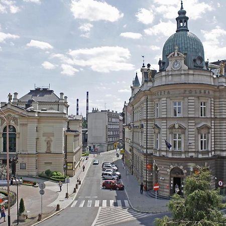 Apartament Pod Debowcem Apartman Bielsko-Biała Kültér fotó